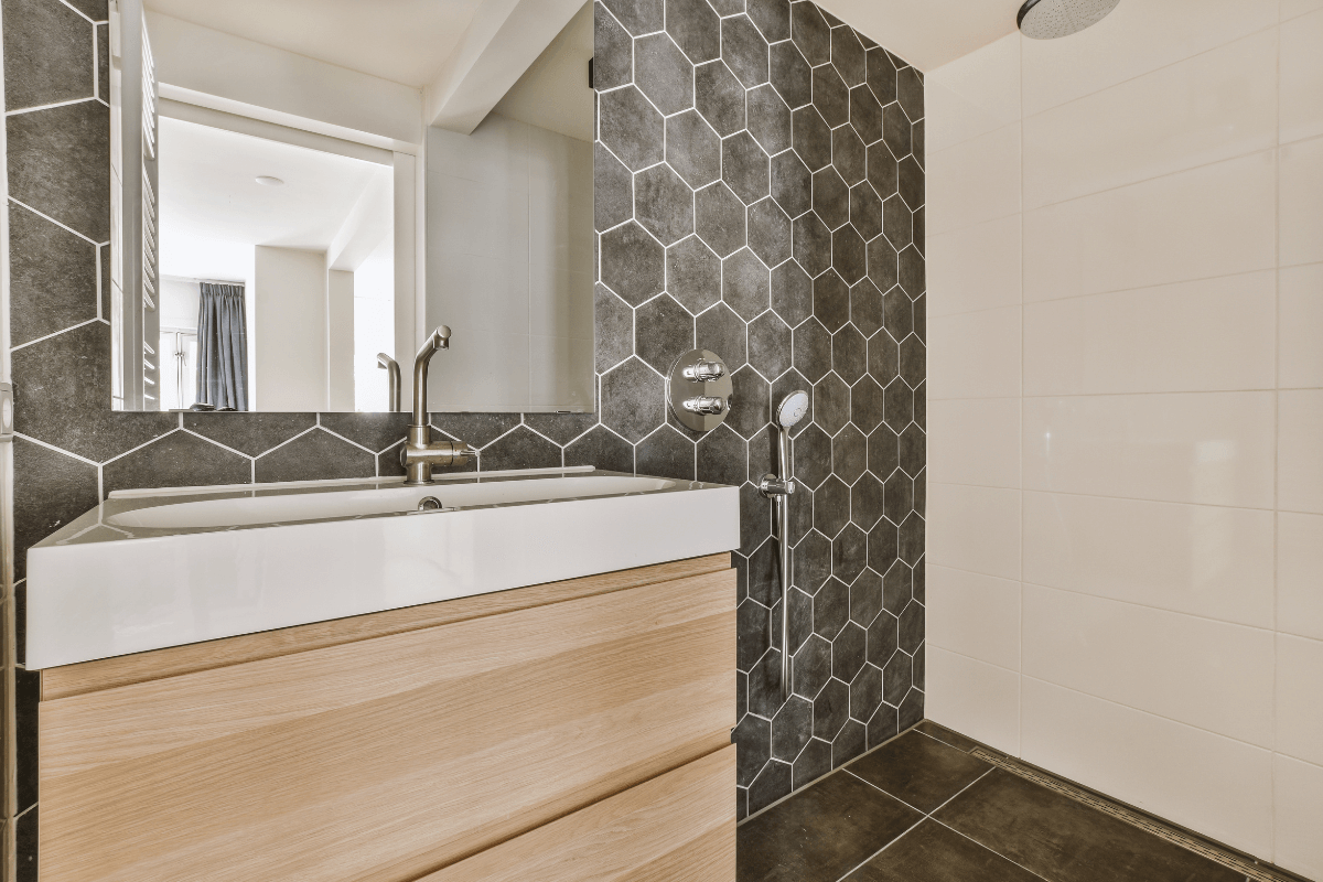 o-que-nao-deve-ser-guardado-no-banheiro