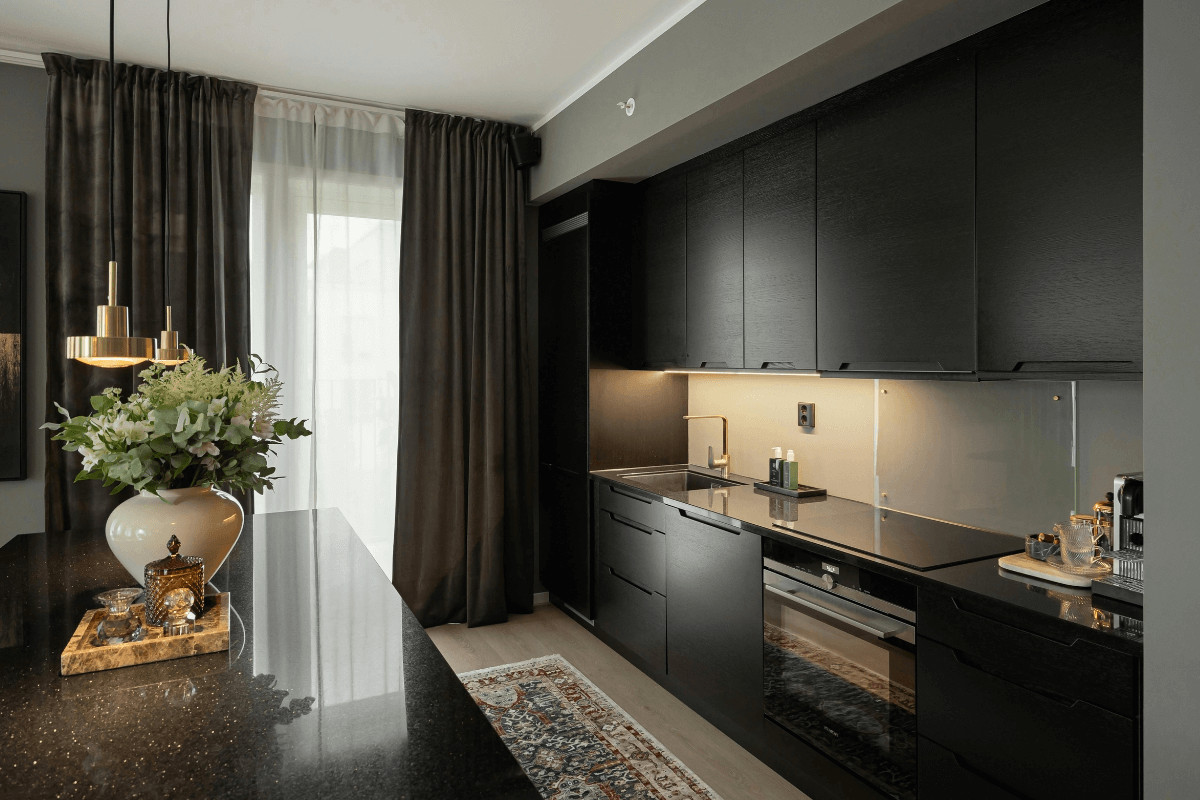 qual-cor-o-preto-nao-combina